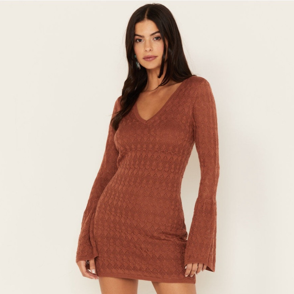 Shyanne Women’s Lace Bell Sleeve Mini Dress
